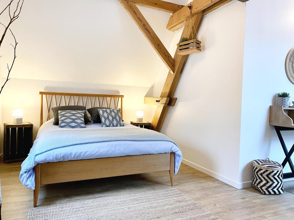 Aux 2 Girouettes Bed & Breakfast Merville  Exterior photo